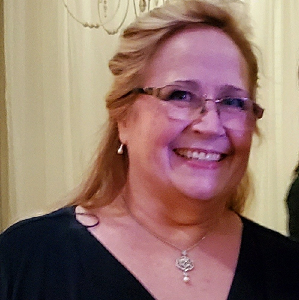 Meet your Posher, Toni